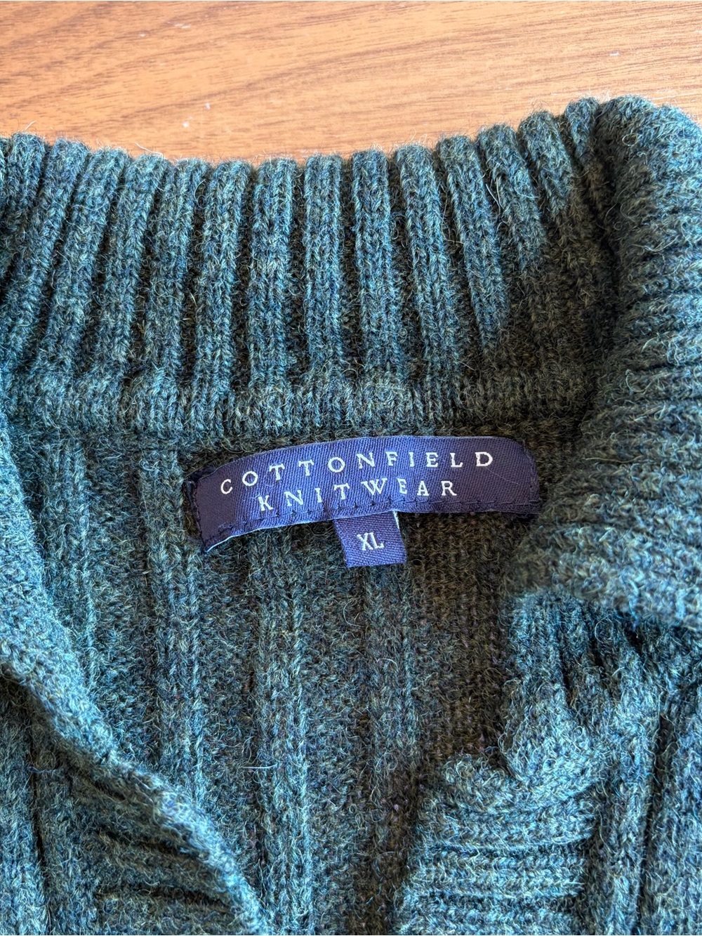 100% Wool Ribbed Collared Sweater - Picture 2 of 7